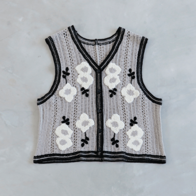 Knit vest